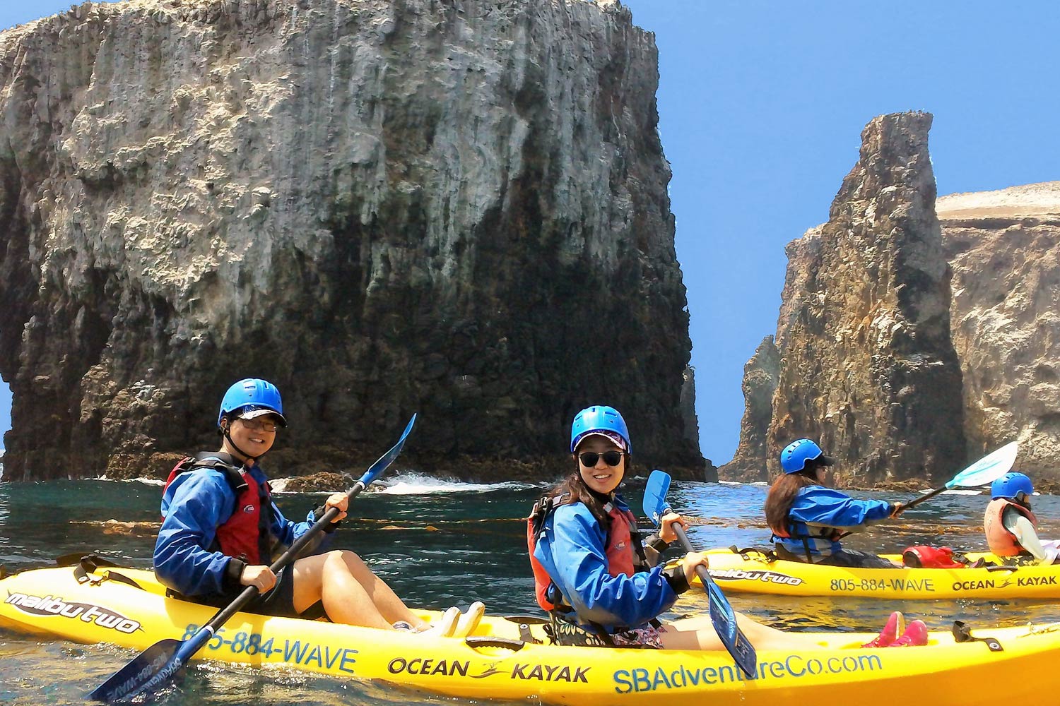 team building kayaking activites